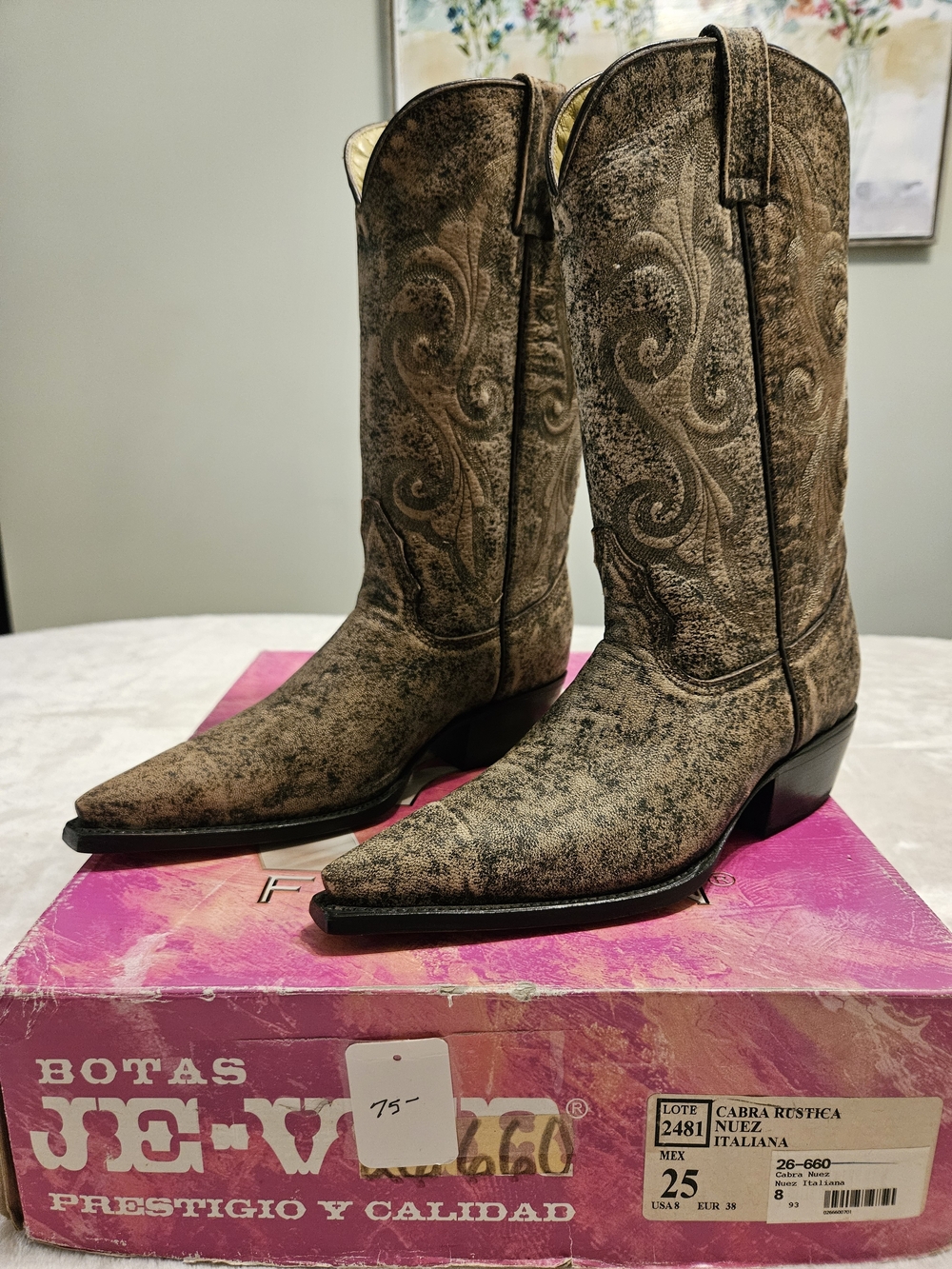 Je-Ver Women's Western Boots in Distressed Taupe Brown Size 8